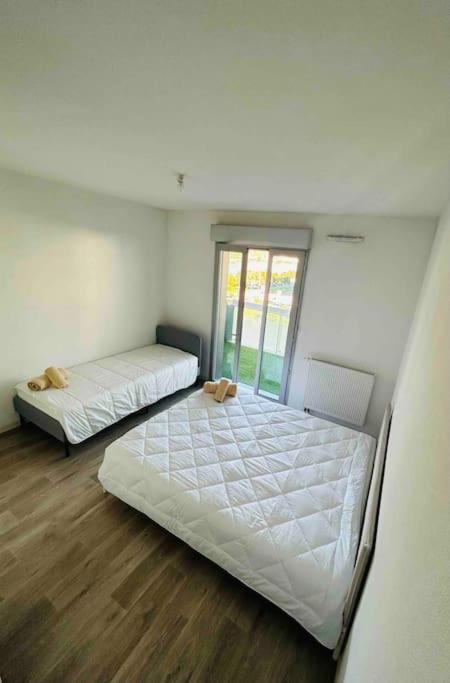 Appartement T2 + Parking Privatif - Centre Ville Bayonne Bagian luar foto