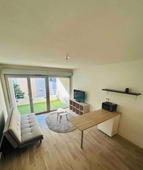 Appartement T2 + Parking Privatif - Centre Ville Bayonne Bagian luar foto